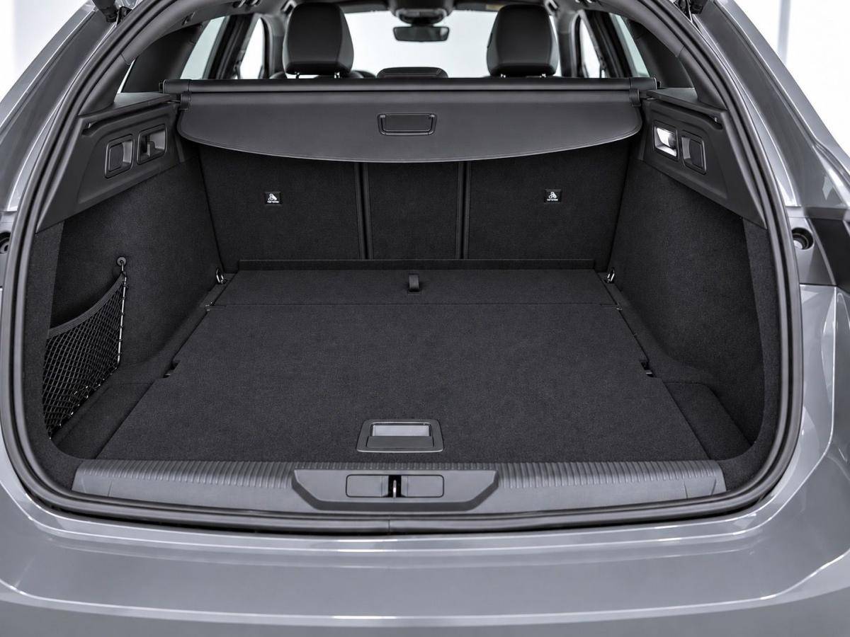 peugeot-308-sw-2025-gasolina-1199cc