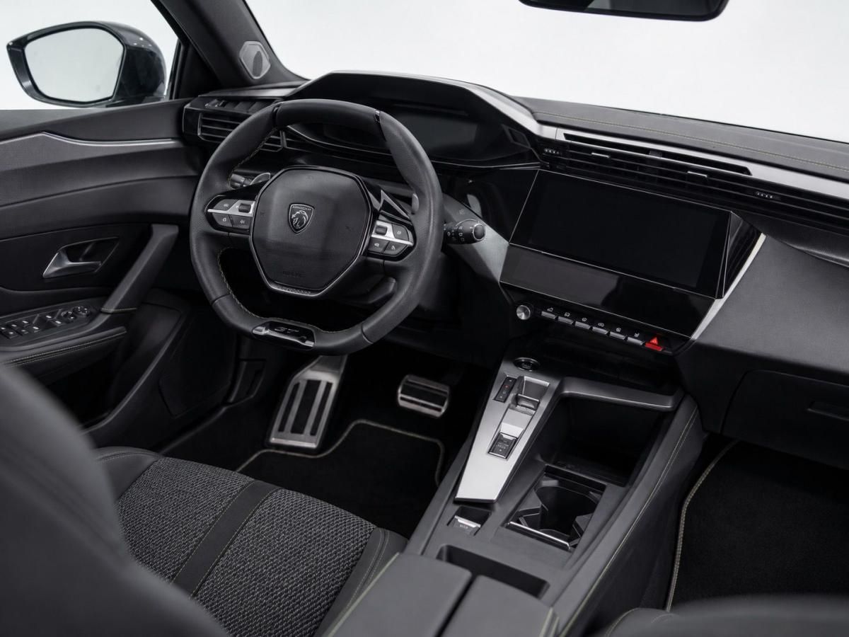 peugeot-308-sw-2025-gasolina-1199cc