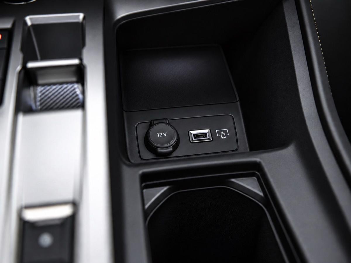 peugeot-308-sw-2025-gasolina-1199cc