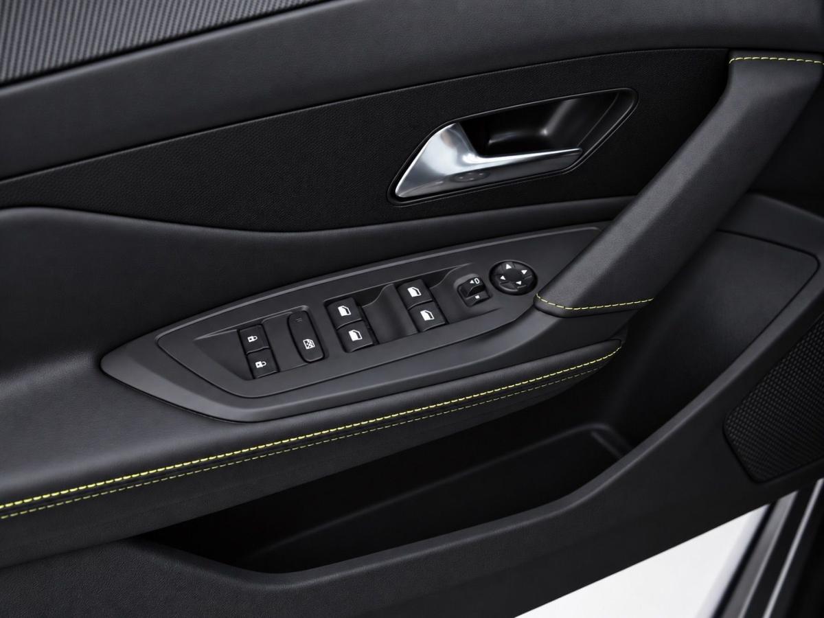 peugeot-308-sw-2025-gasolina-1199cc