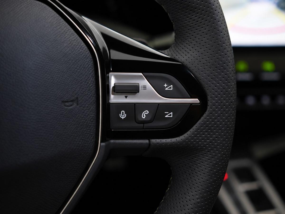 peugeot-308-sw-2025-gasolina-1199cc