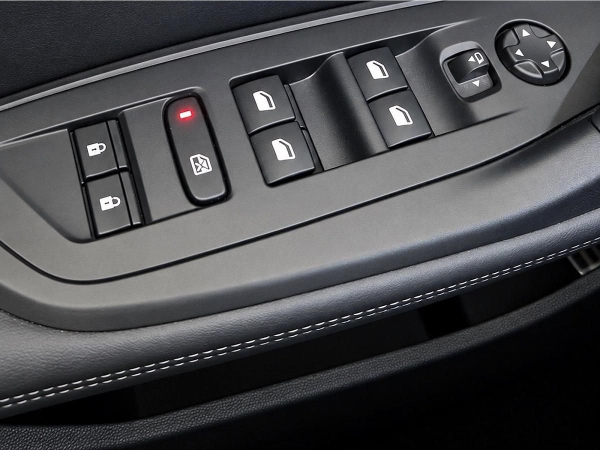 peugeot-308-2025-gasolina-1199cc