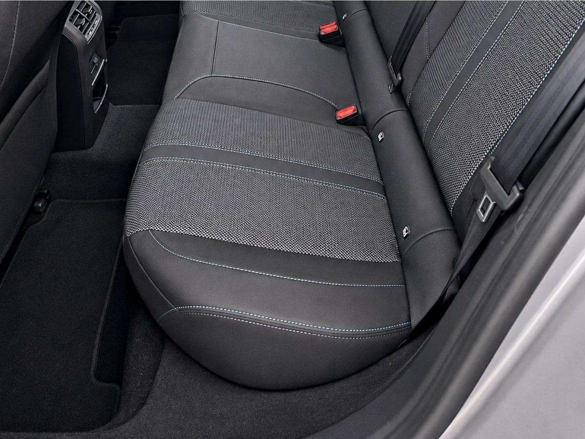 peugeot-308-2025-gasolina-1199cc
