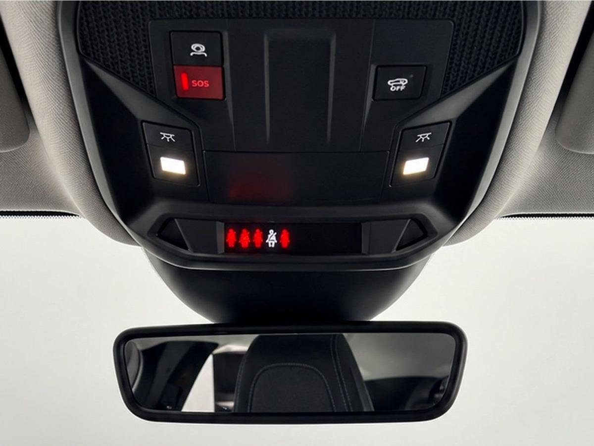 peugeot-308-2025-gasolina-1199cc