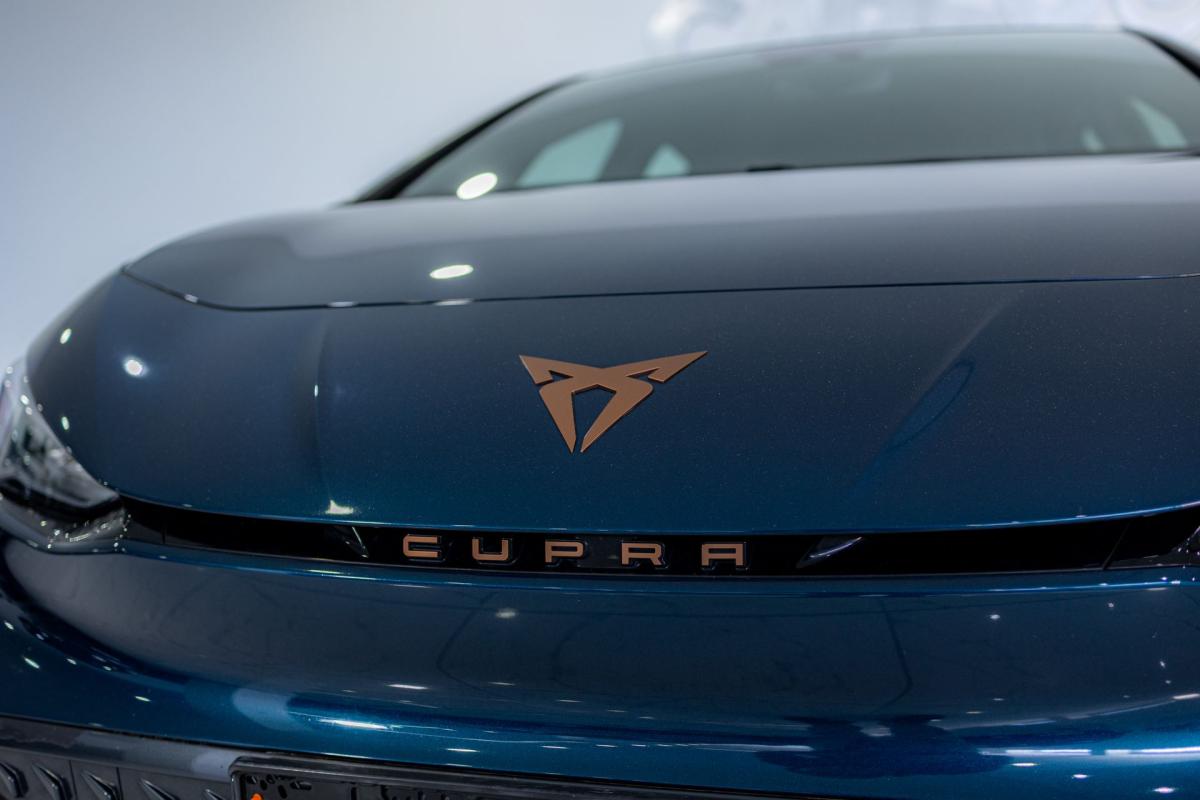 cupra-born-2022-eletrico-500cc