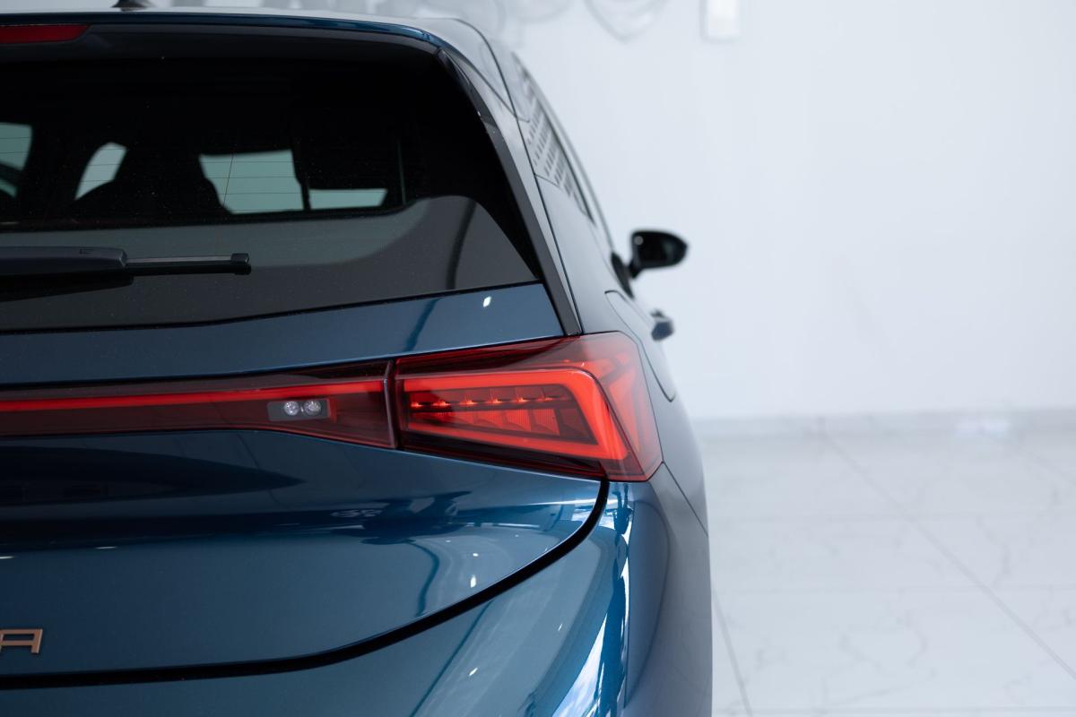 cupra-born-2022-eletrico-500cc