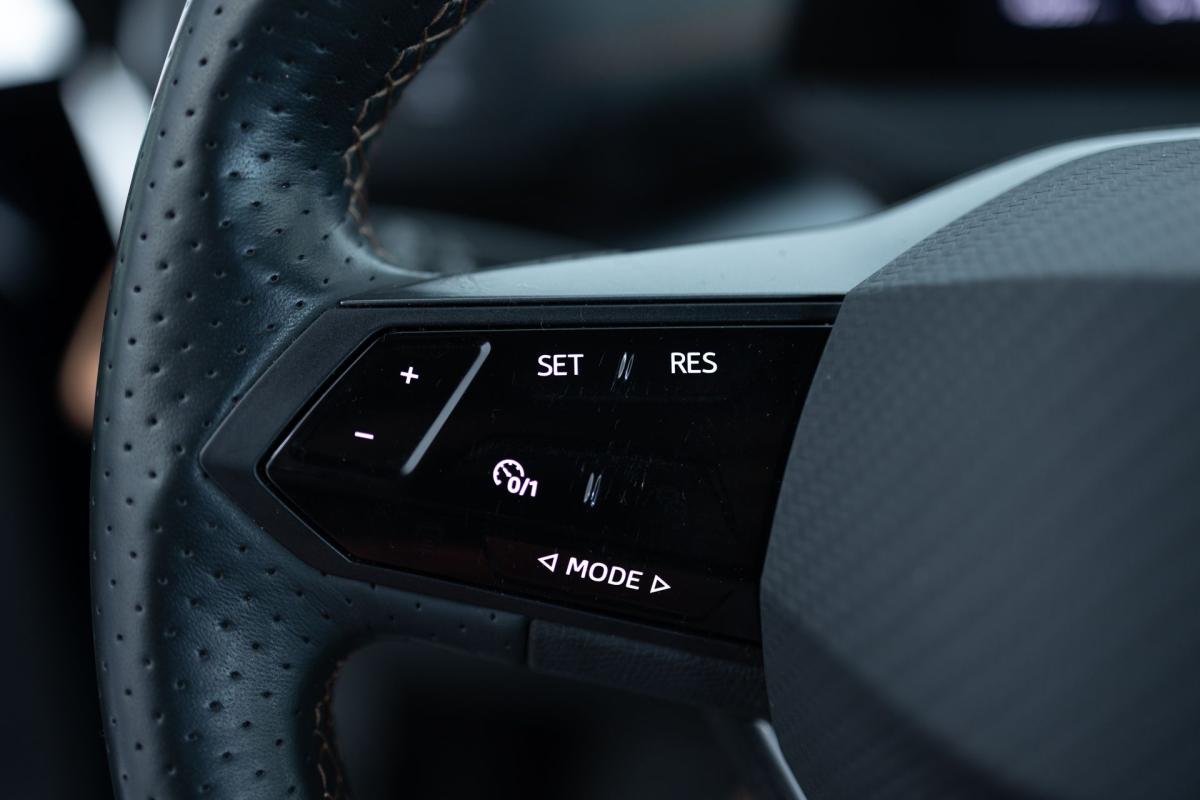 cupra-born-2022-eletrico-500cc