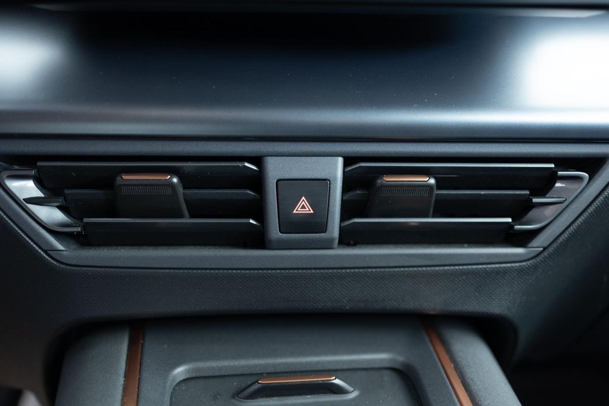 cupra-born-2022-eletrico-500cc
