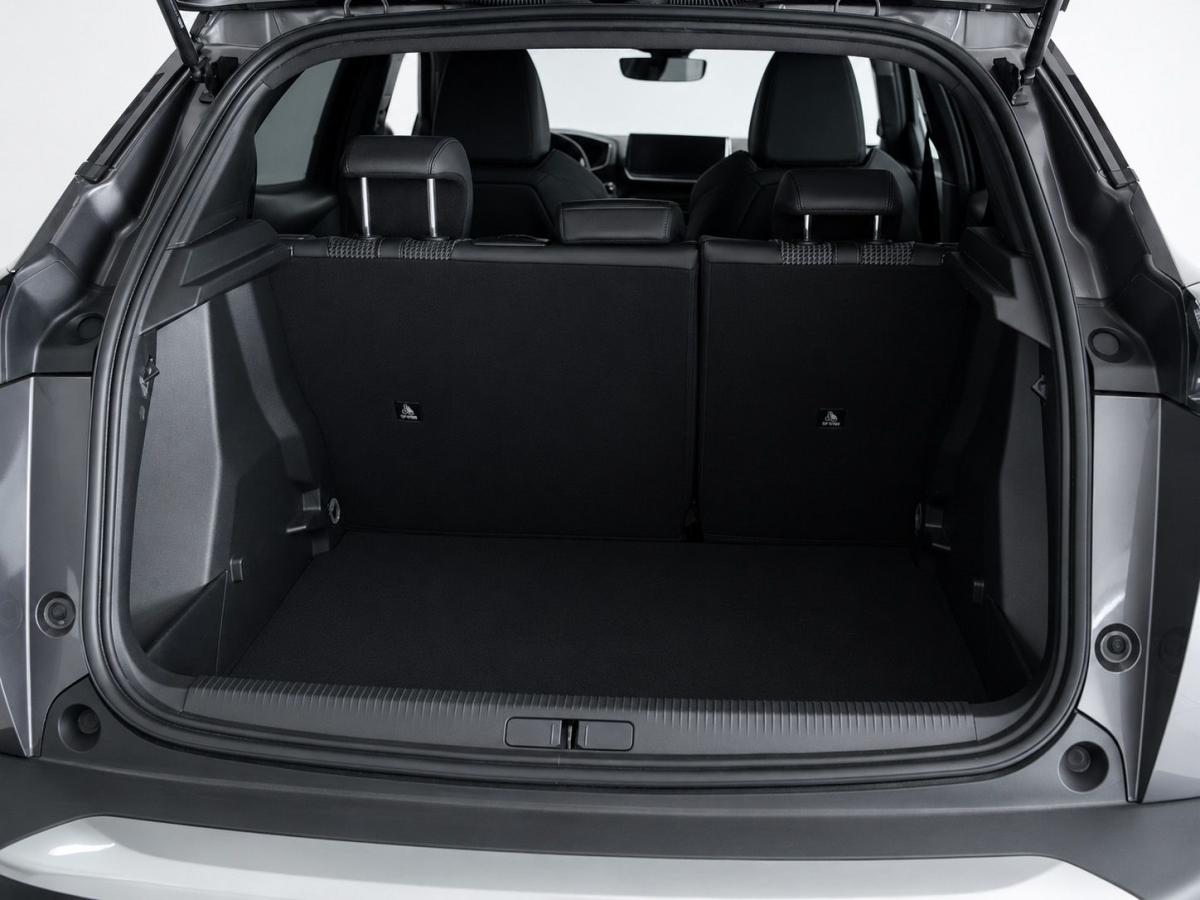 peugeot-2008-2022-gasolina-1199cc
