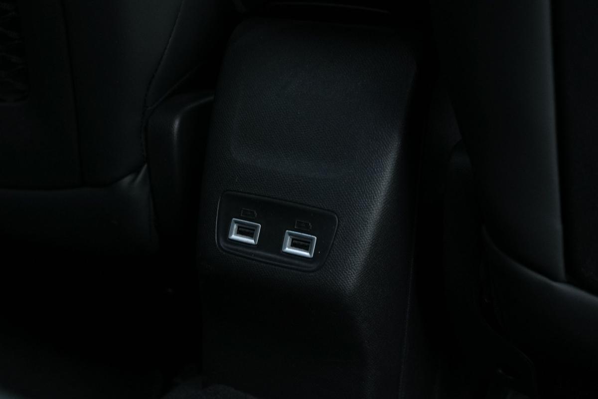 peugeot-2008-2022-gasolina-1199cc