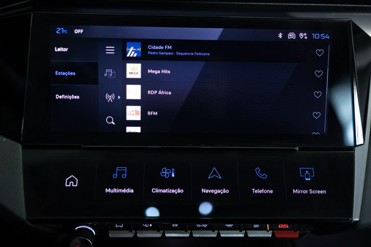 peugeot-308-2025-hibrido-a-gasolina-1598cc