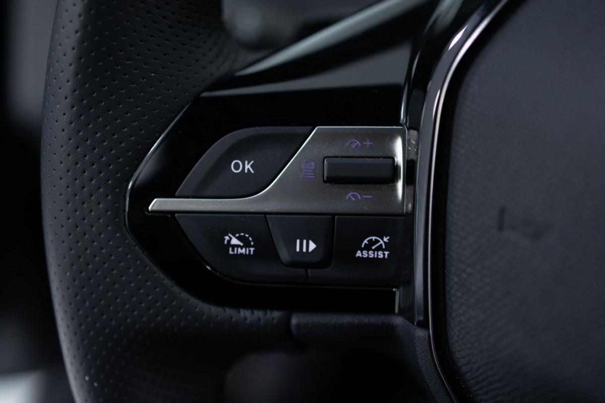 peugeot-308-2025-hibrido-a-gasolina-1598cc