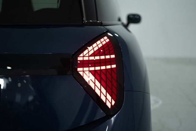 mini-cooper-2025-eletrico-500cc