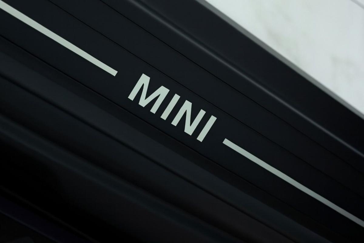 mini-cooper-2025-eletrico-500cc