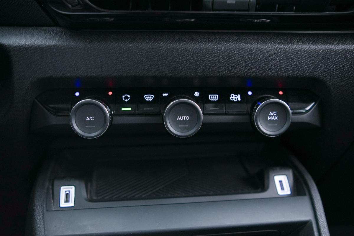 citroen-c4-2024-gasolina-1199cc