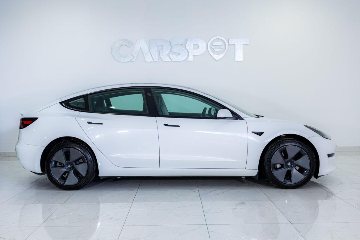 tesla-model-3-2022-eletrico-500cc
