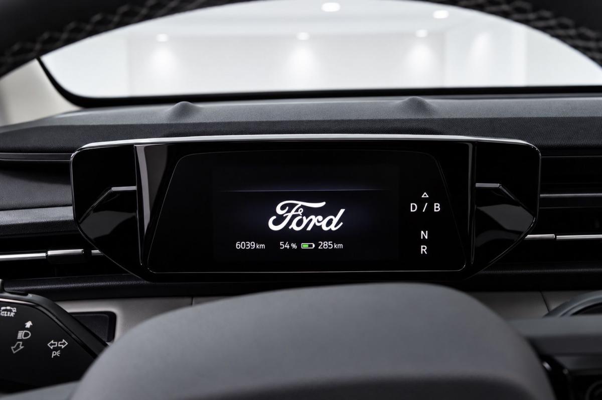 ford-explorer-2025-eletrico-500cc