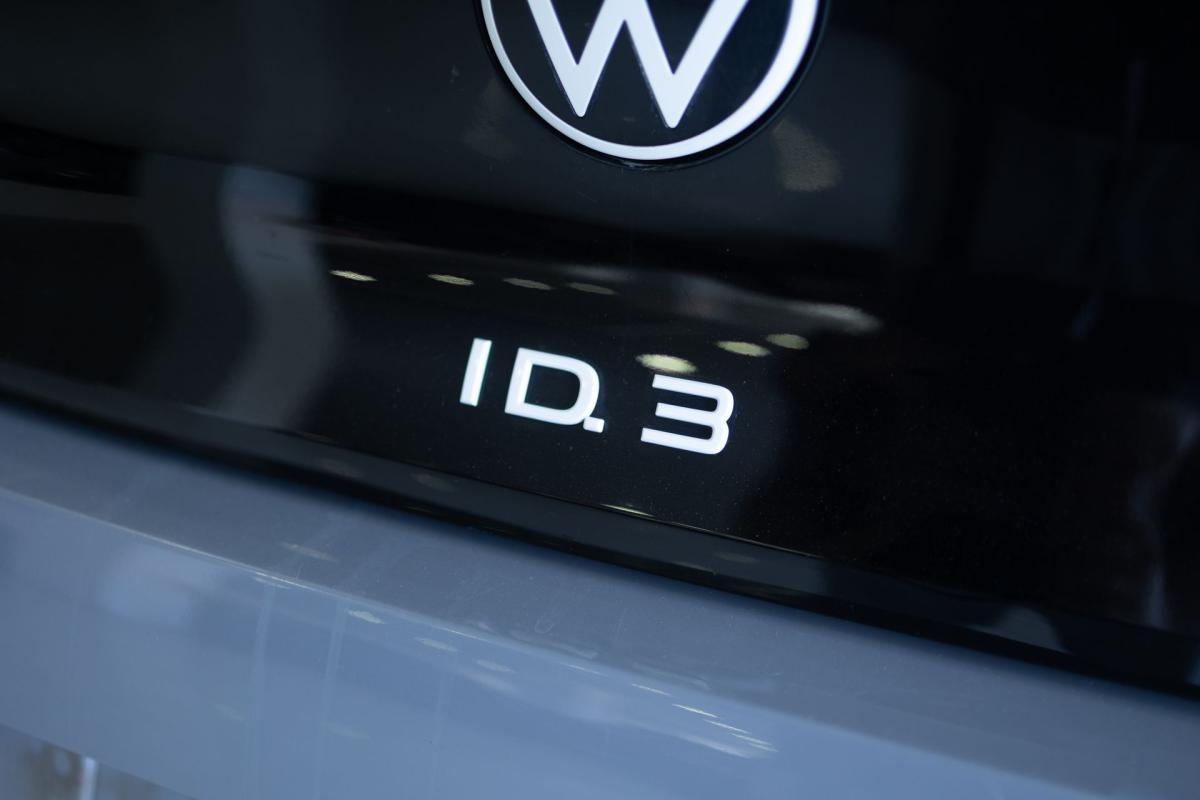 volkswagen-id-3-2021-eletrico-500cc