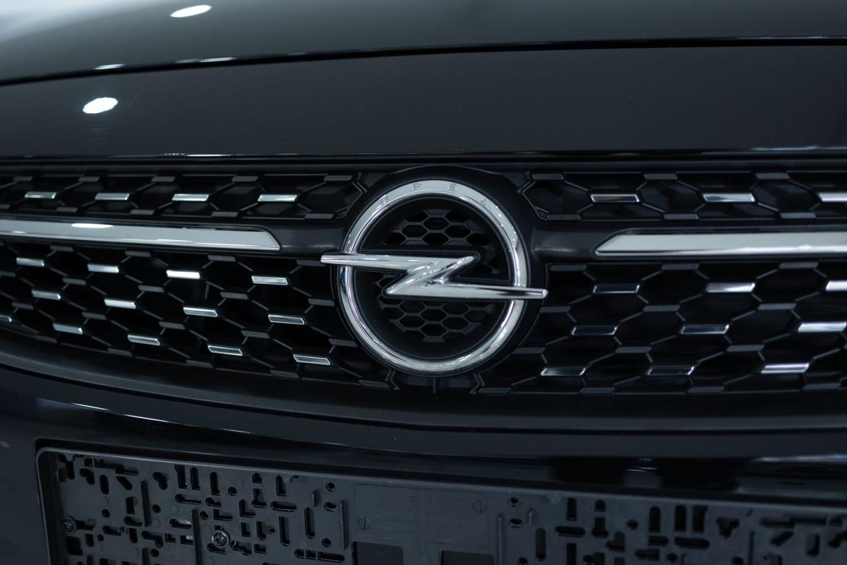 opel-corsa-2021-eletrico-500cc