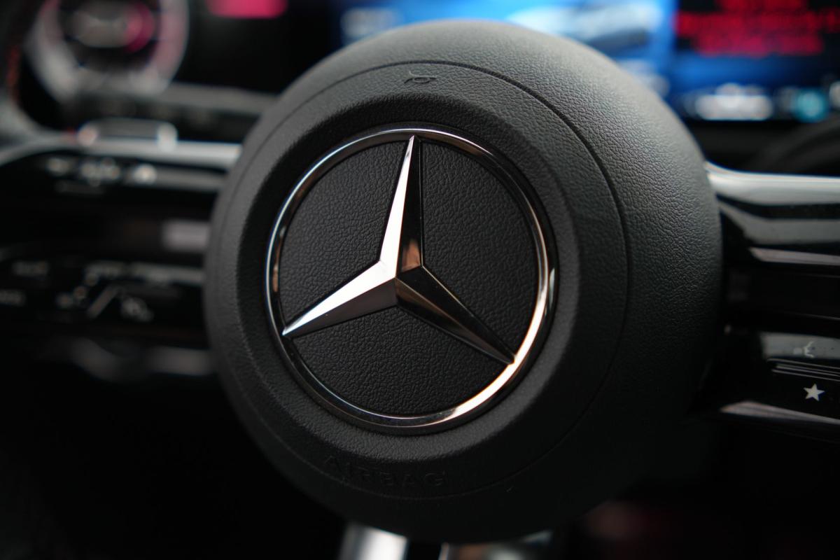 mercedes-benz-classe-a-2024-hibrido-a-gasolina-1332cc