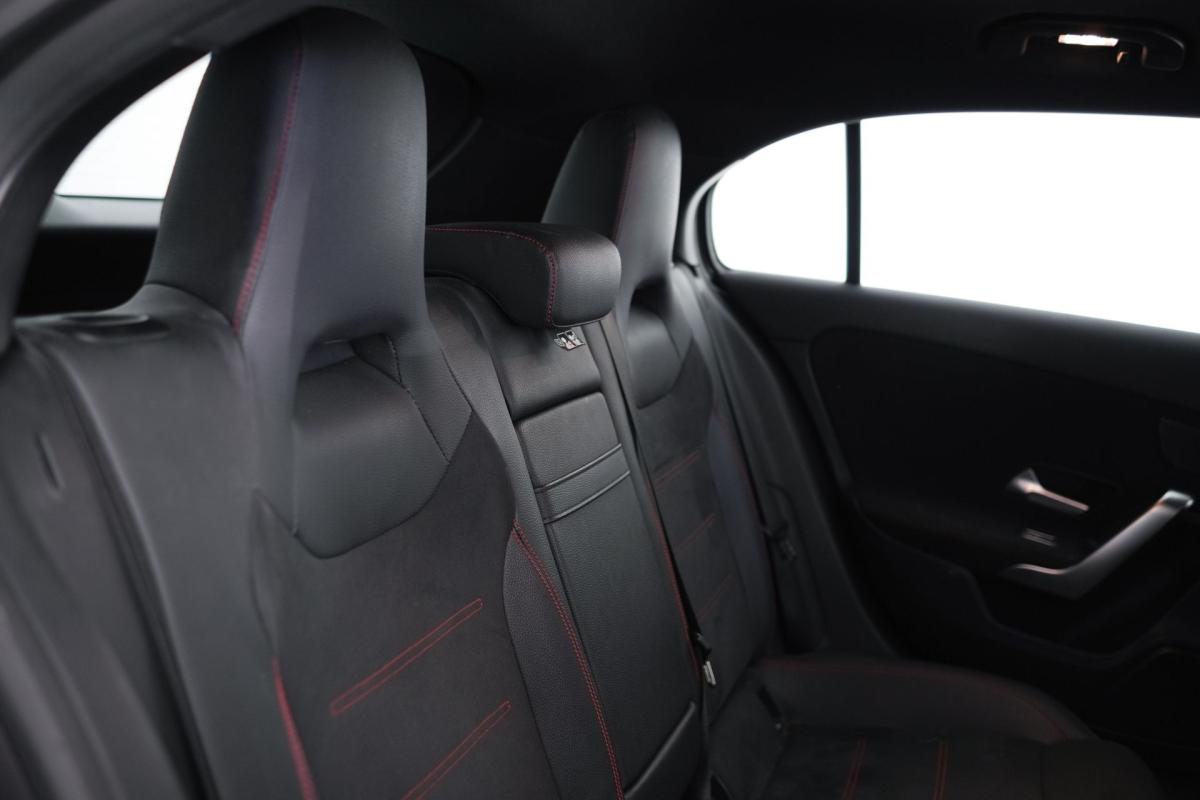 mercedes-benz-classe-a-2024-hibrido-a-gasolina-1332cc