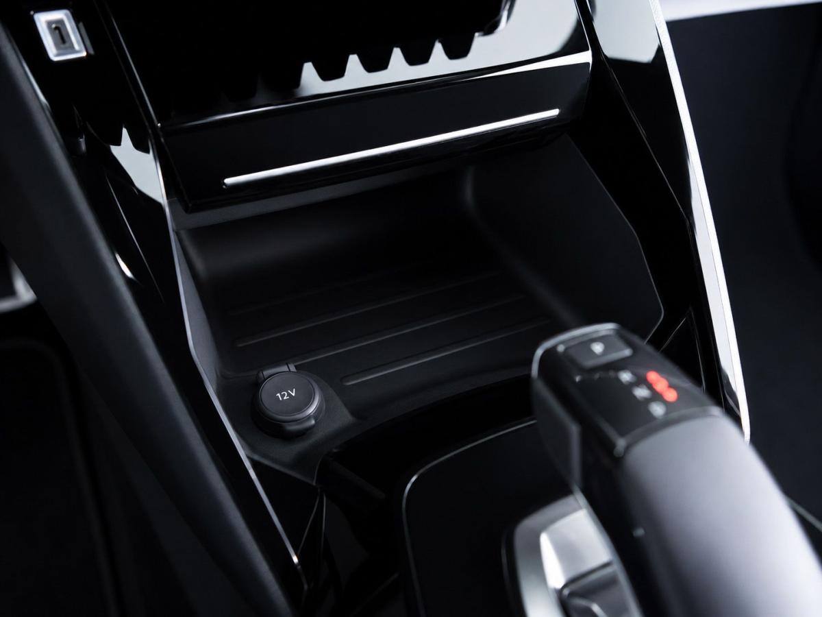 peugeot-2008-2022-gasolina-1199cc