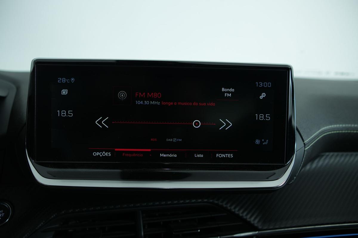 peugeot-2008-2022-gasolina-1199cc