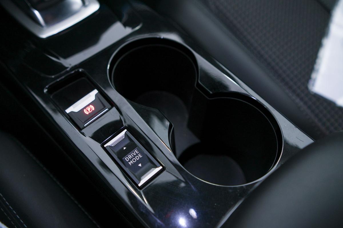 peugeot-2008-2022-gasolina-1199cc