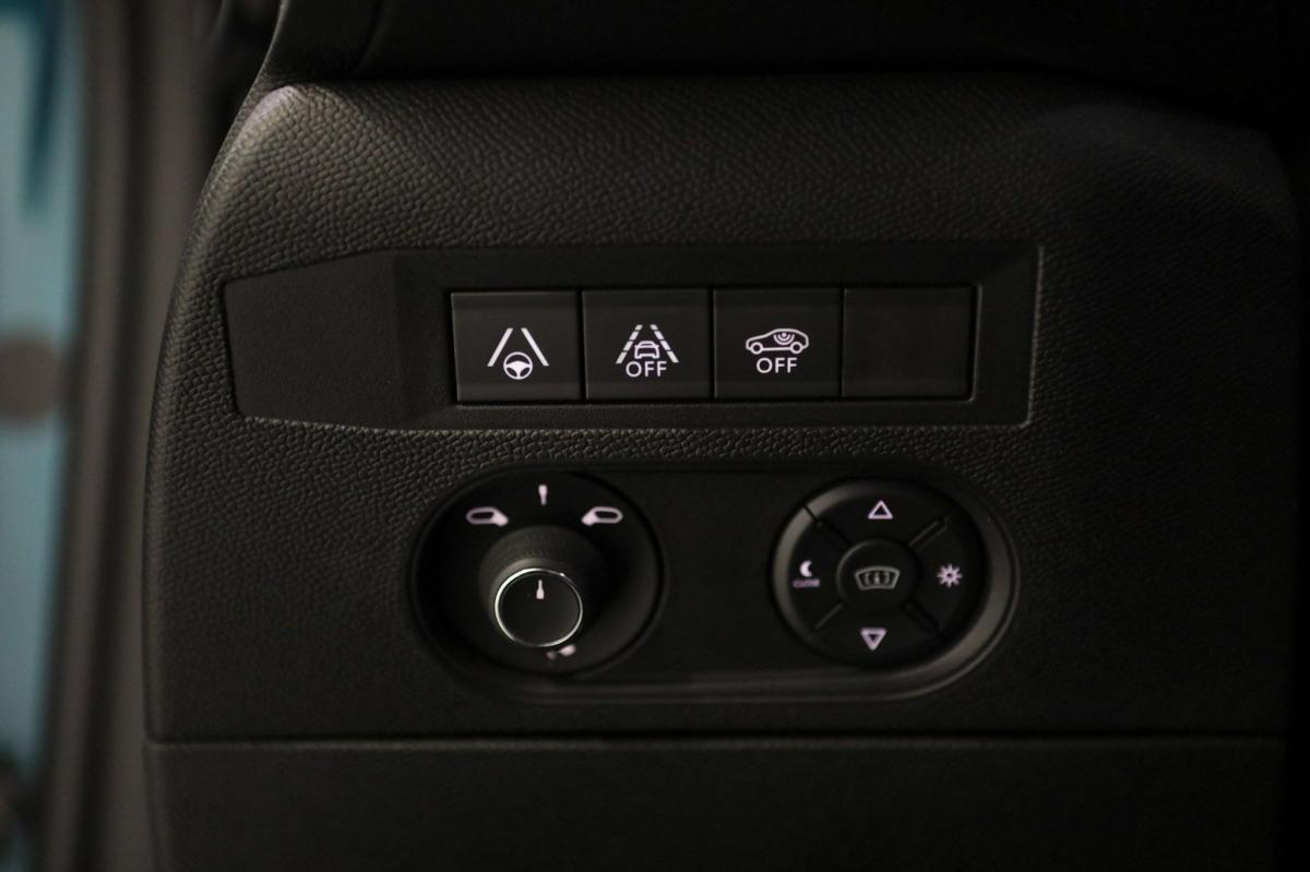 ds-ds-3-crossback-2021-diesel-1499cc