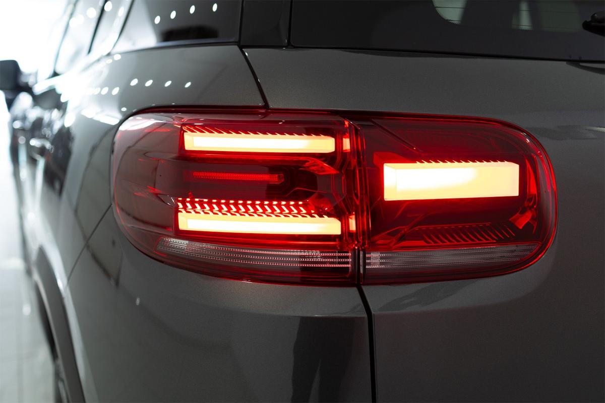 citroen-c5-aircross-2024-hibrido-a-gasolina-1199cc