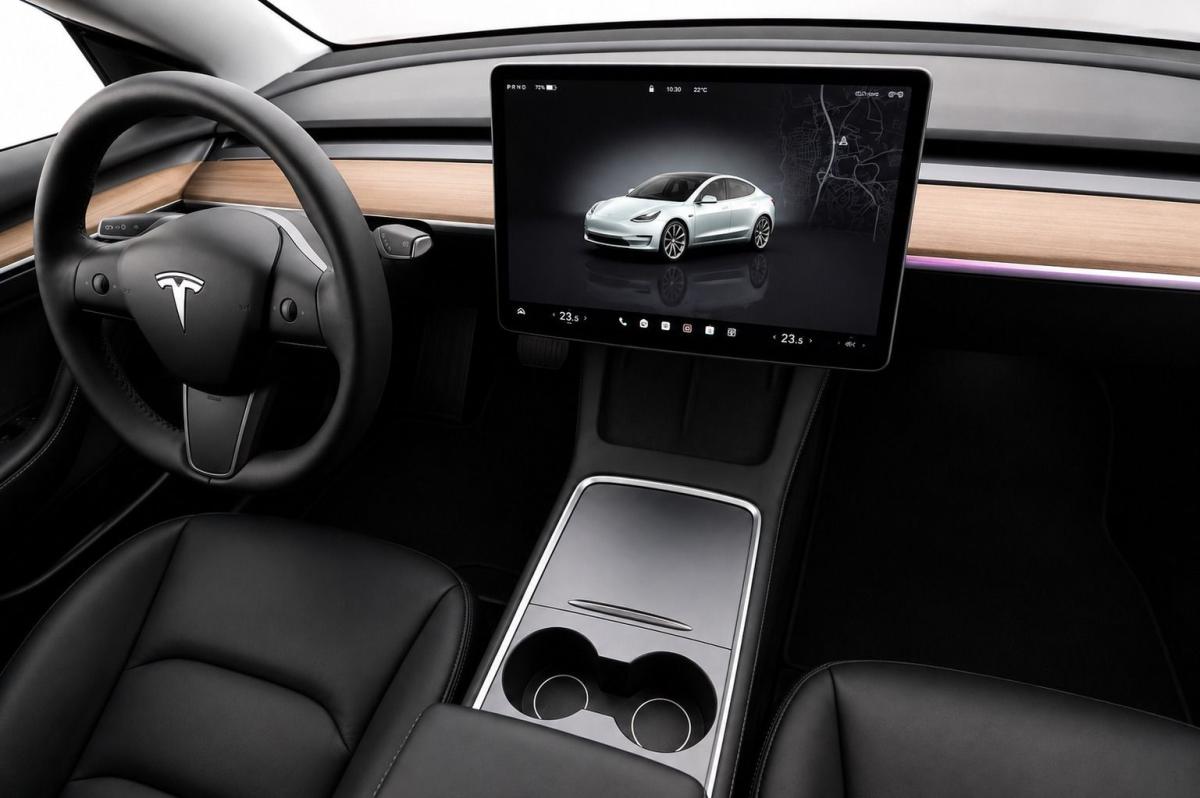 tesla-model-3-2022-eletrico-500cc
