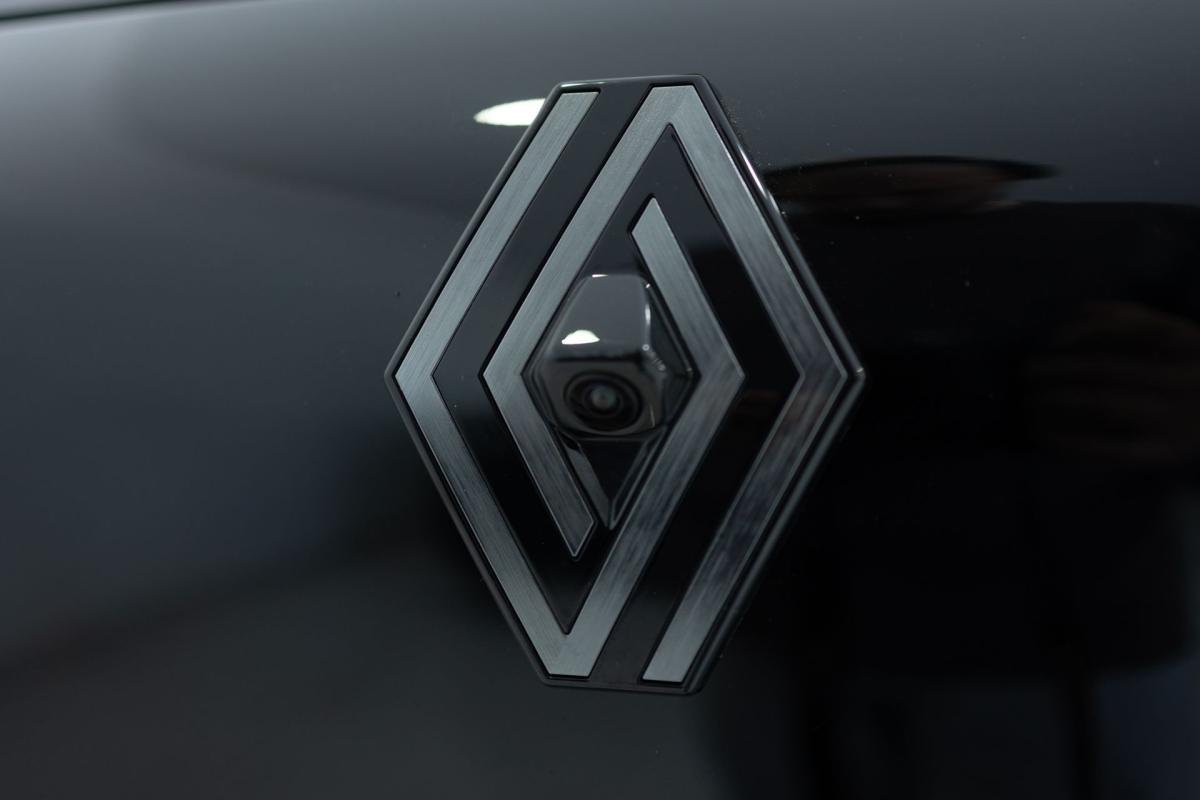 renault-captur-2025-hibrido-a-gasolina-1598cc