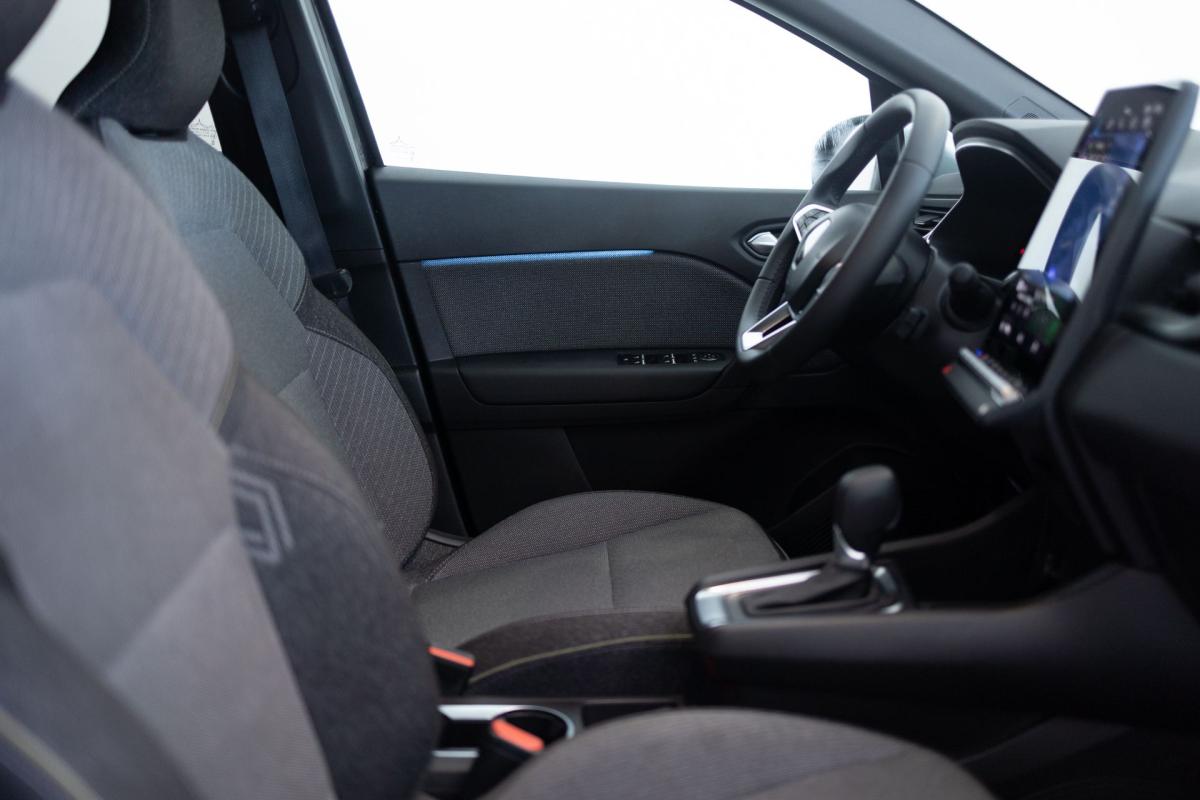 renault-captur-2025-hibrido-a-gasolina-1598cc