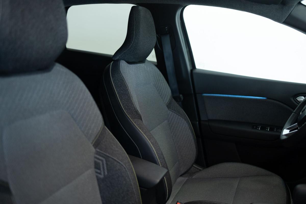 renault-captur-2025-hibrido-a-gasolina-1598cc