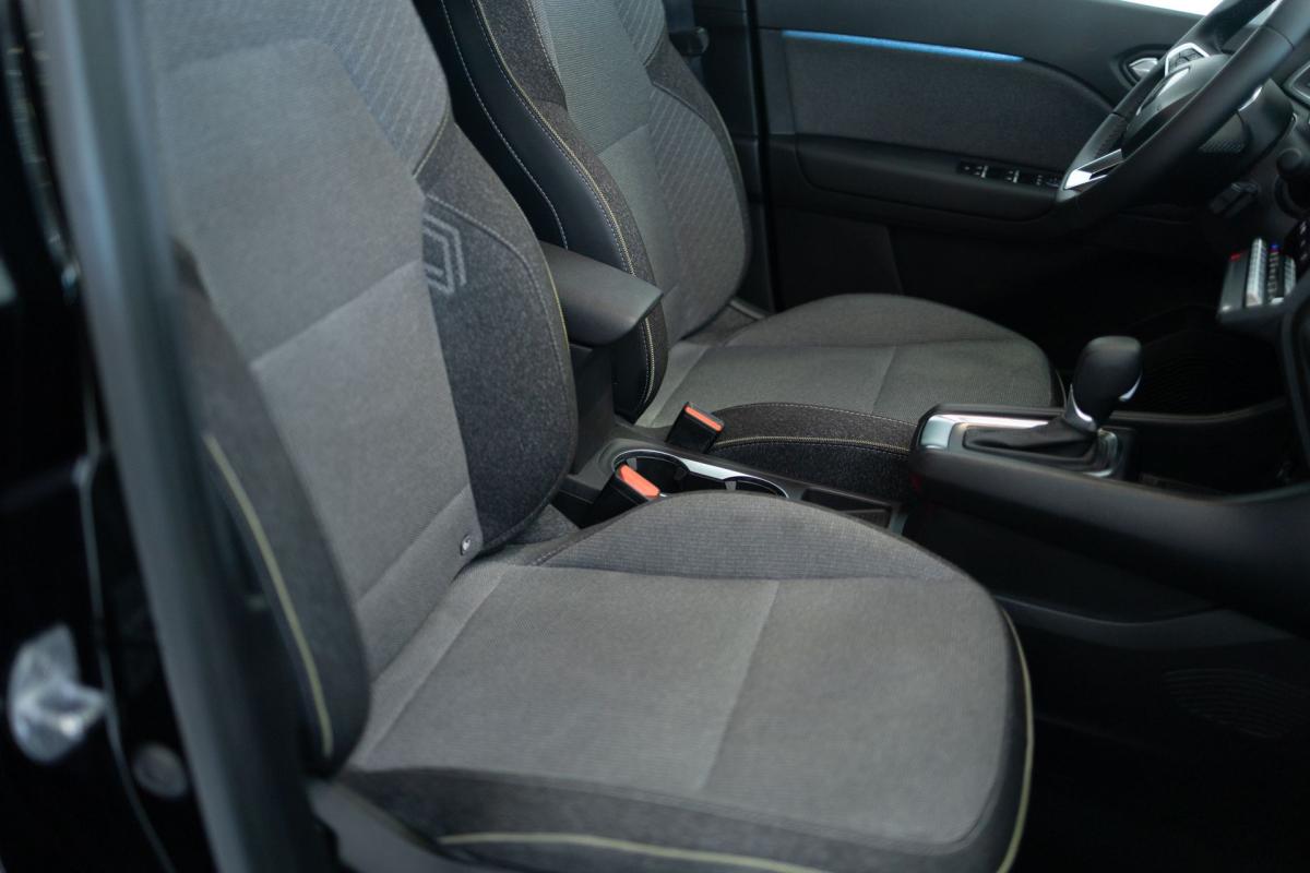 renault-captur-2025-hibrido-a-gasolina-1598cc