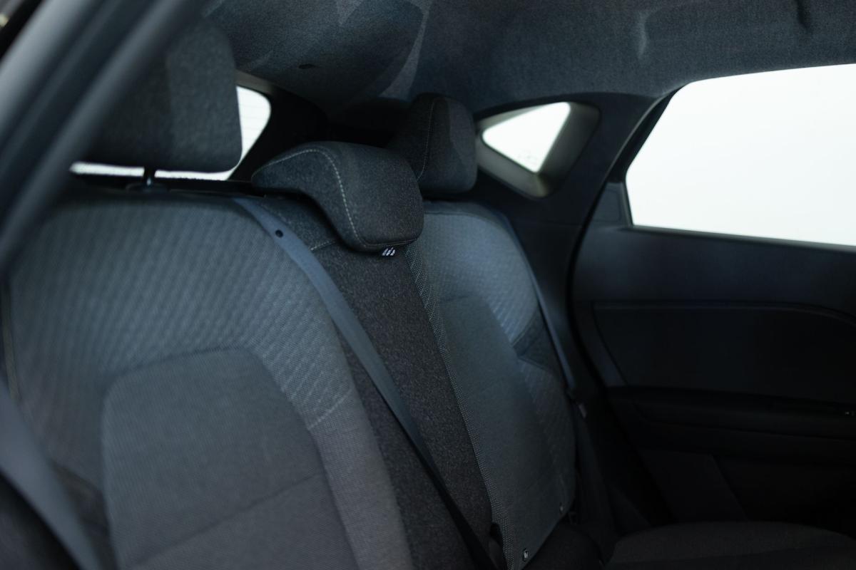 renault-captur-2025-hibrido-a-gasolina-1598cc