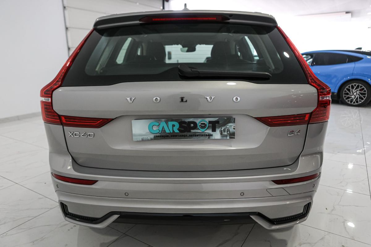 volvo-xc60-2023-diesel-1969cc