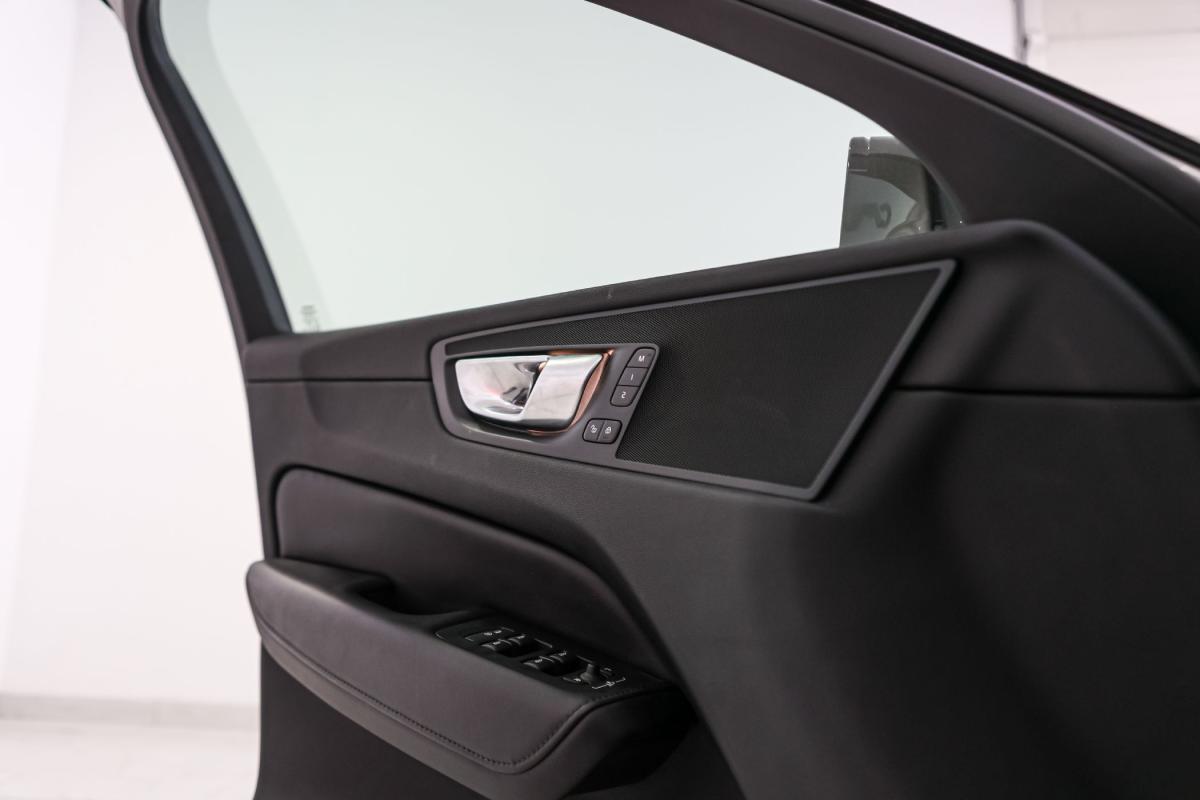 volvo-xc60-2023-diesel-1969cc