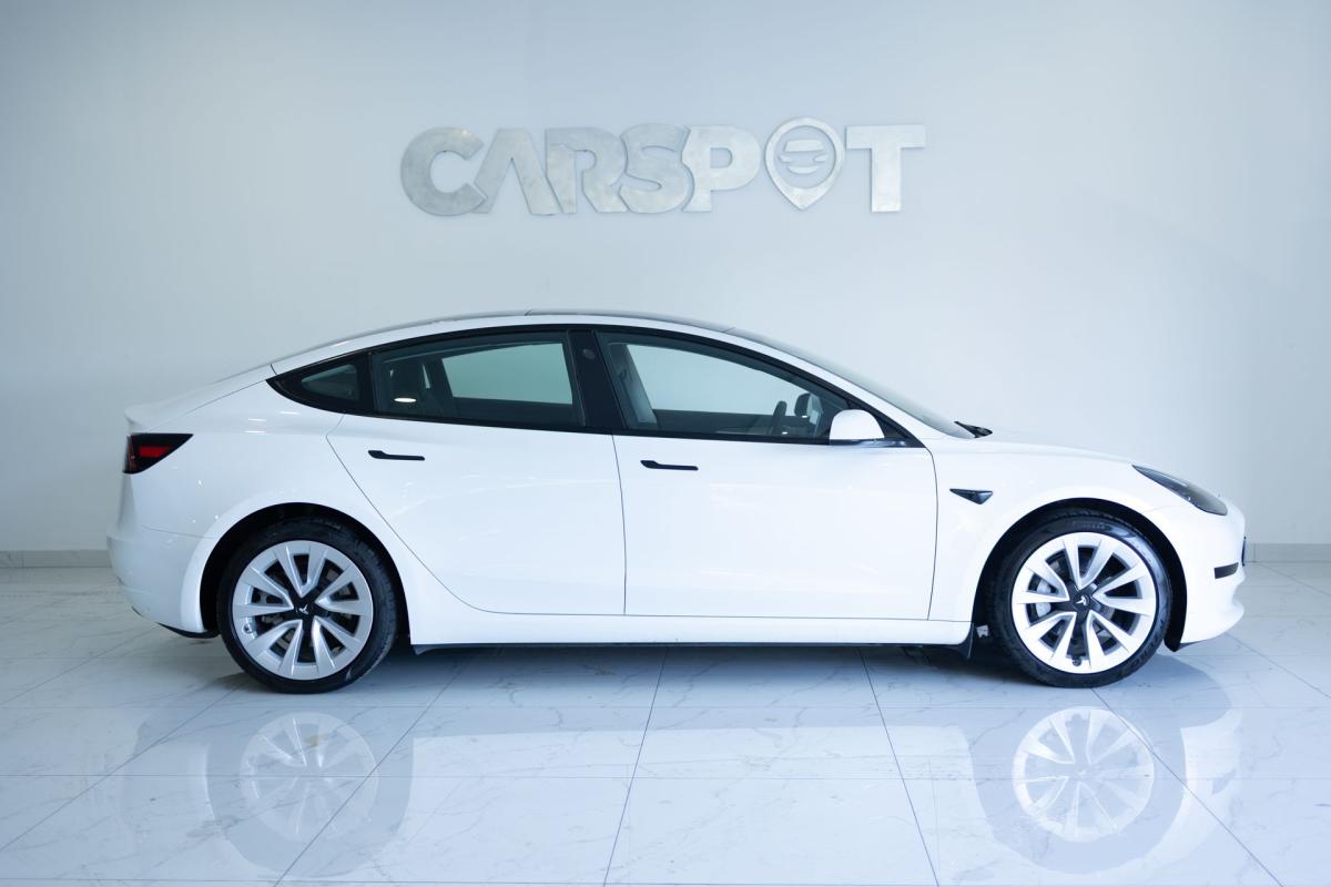 tesla-model-3-2022-eletrico-500cc