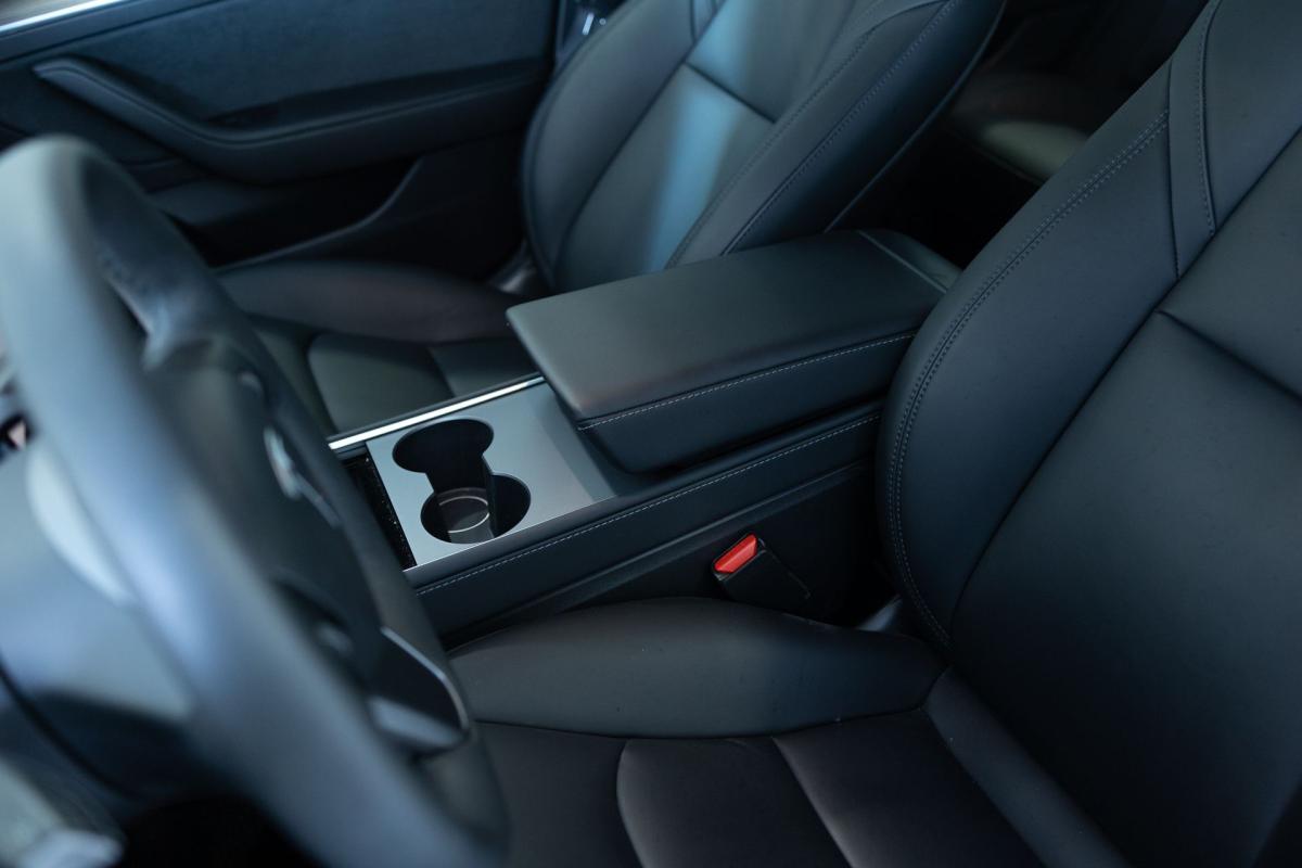 tesla-model-3-2022-eletrico-500cc
