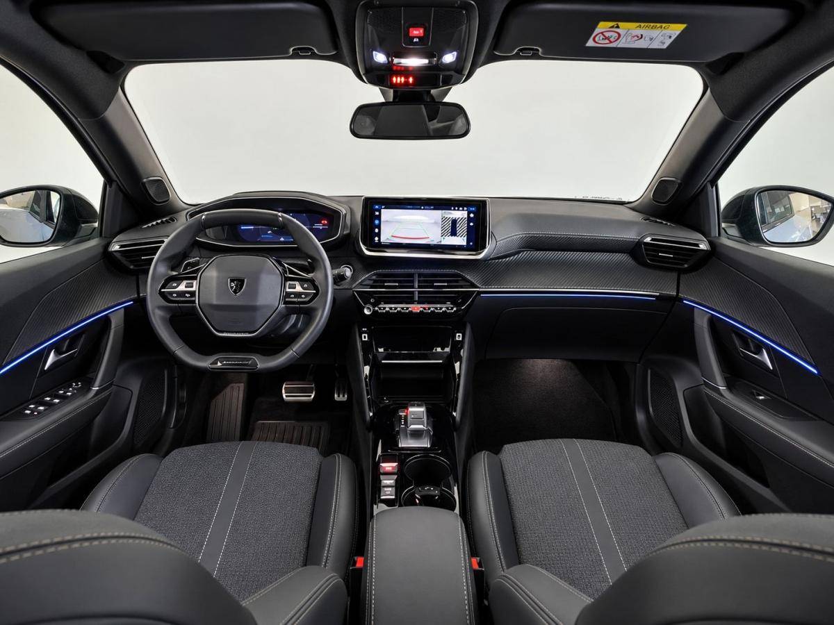 peugeot-2008-2025-eletrico-500cc