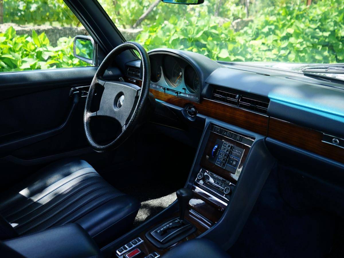 mercedes-benz-300-se-1980-diesel-2998cc