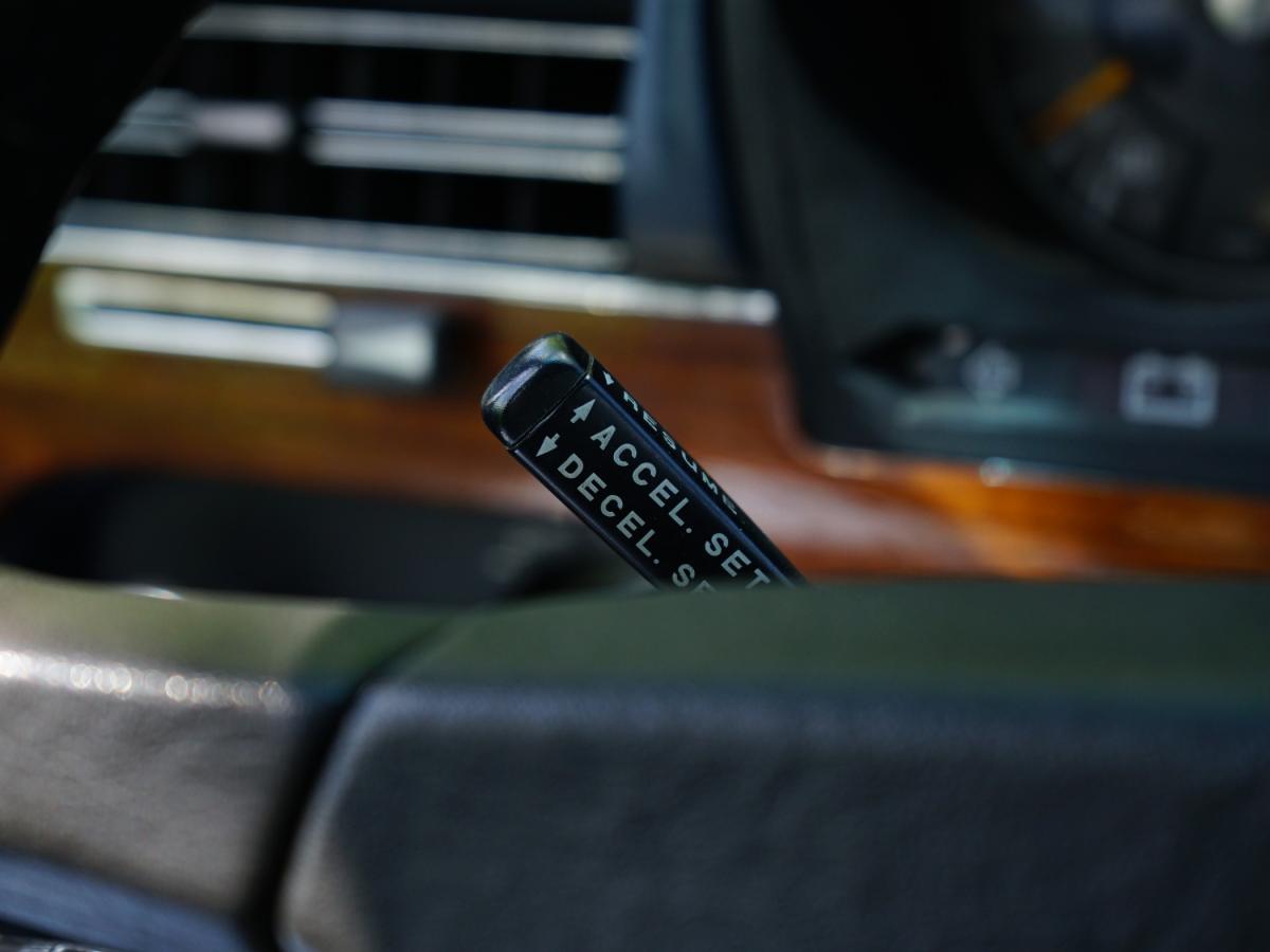 mercedes-benz-300-se-1980-diesel-2998cc