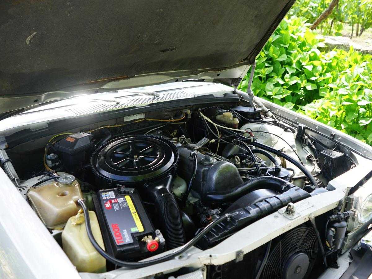 mercedes-benz-300-se-1980-diesel-2998cc