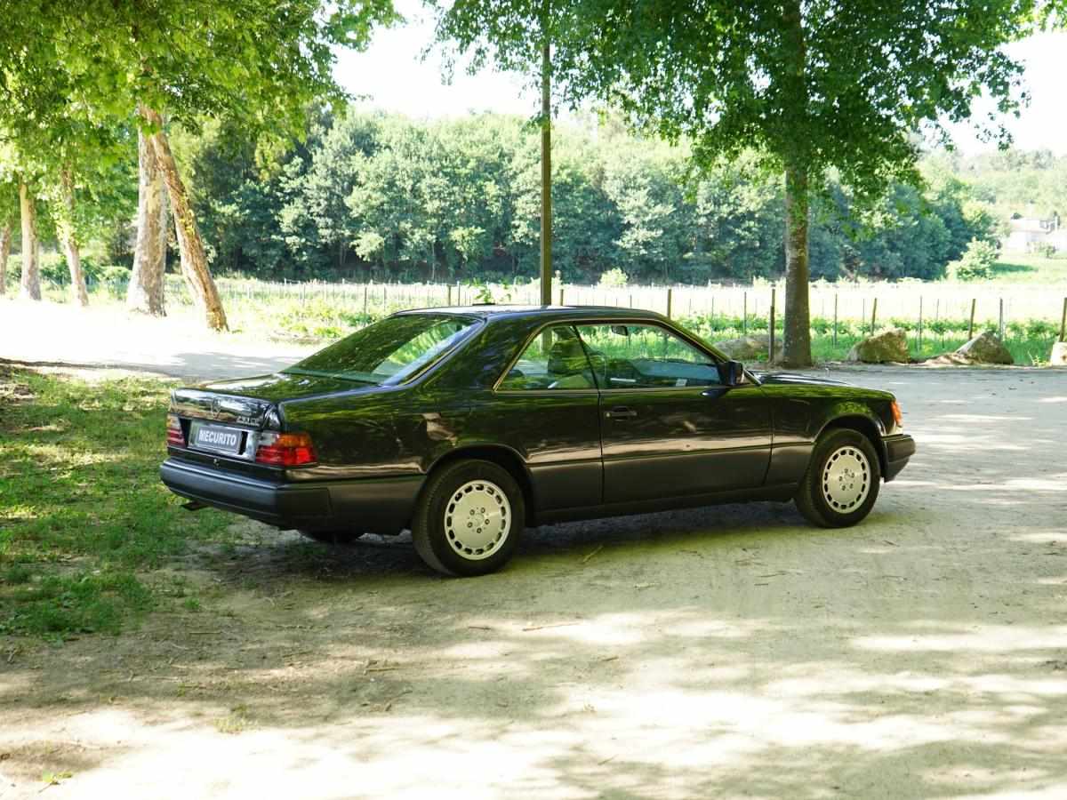 mercedes-benz-230-1989-gasolina-2299cc