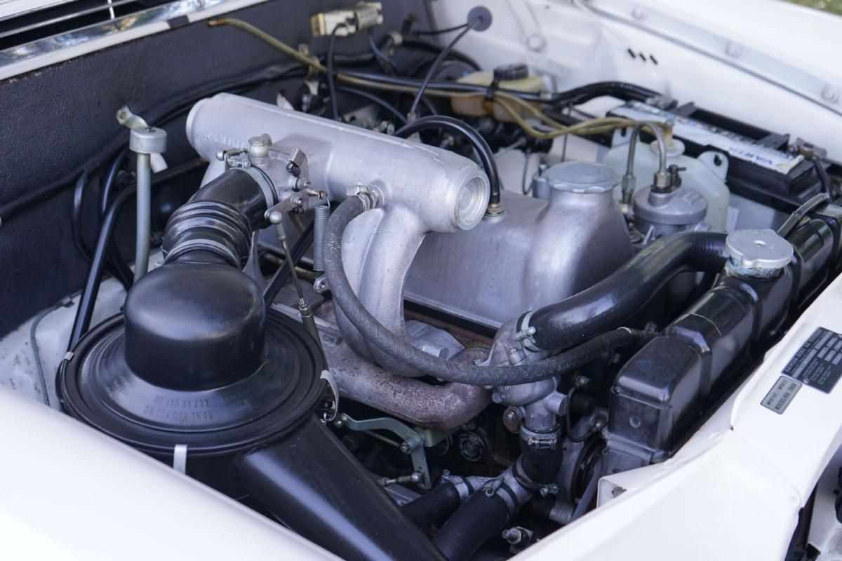 mercedes-benz-200-1965-diesel-1980cc