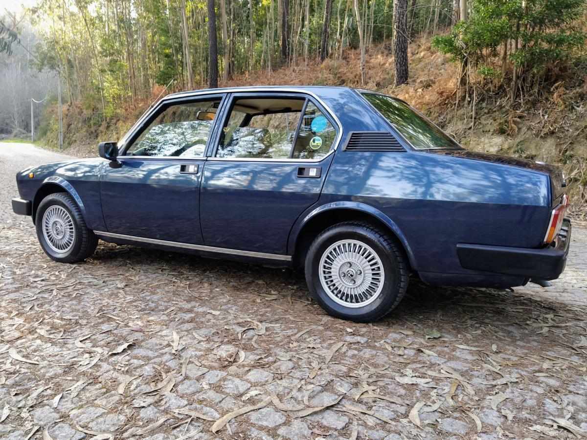 alfa-romeo-alfetta-1980-gasolina-1962cc