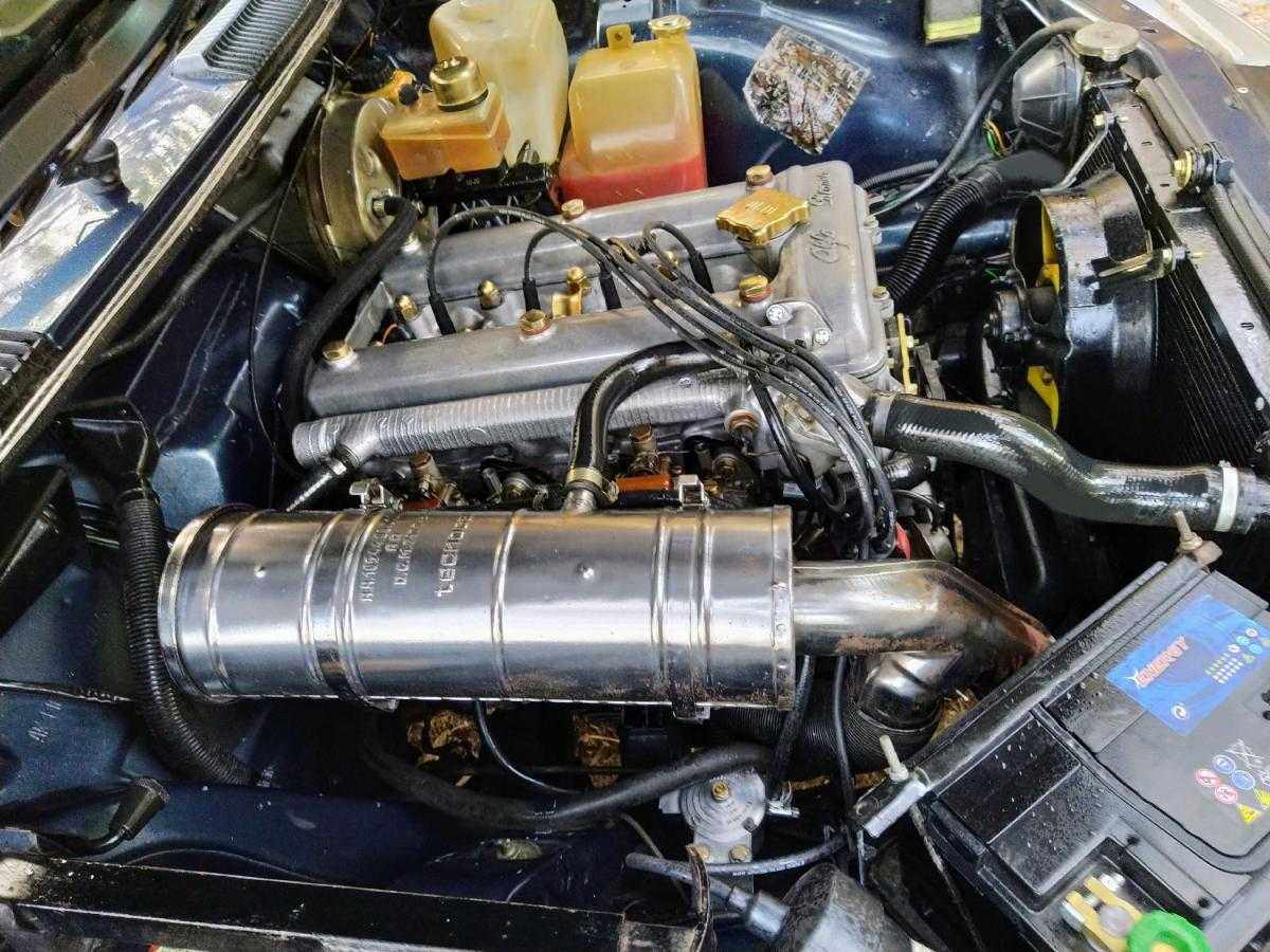 alfa-romeo-alfetta-1980-gasolina-1962cc