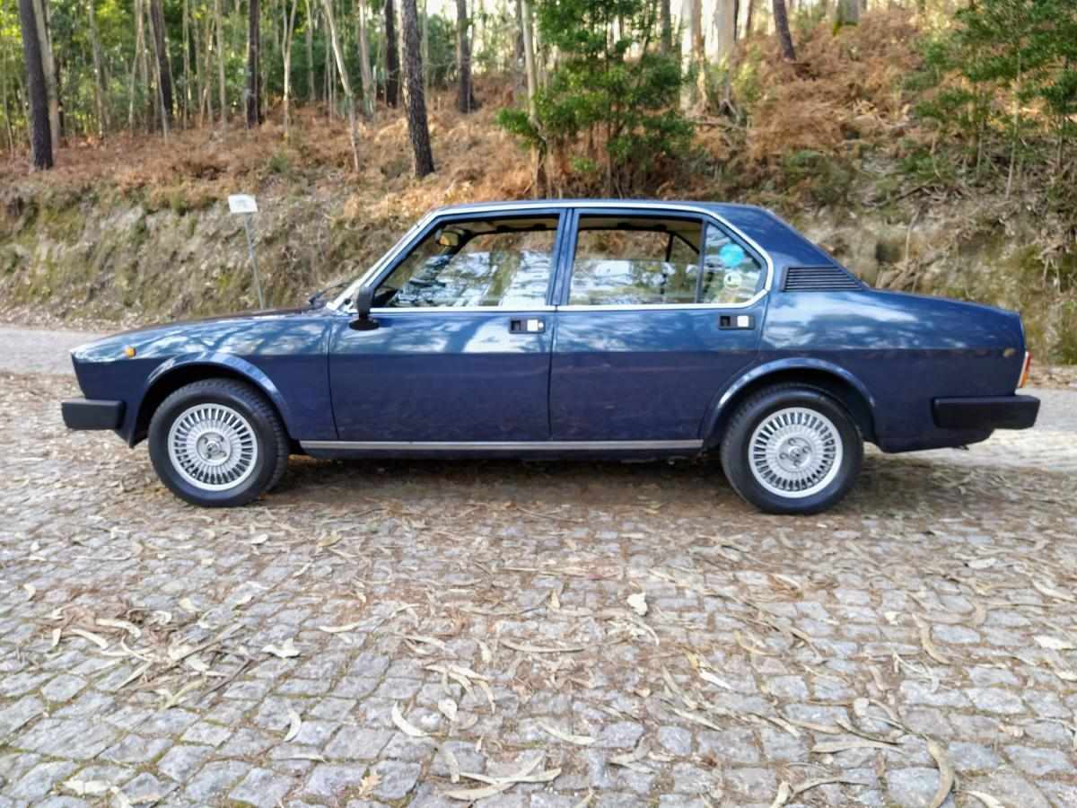 alfa-romeo-alfetta-1980-gasolina-1962cc