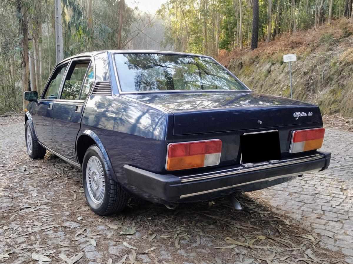 alfa-romeo-alfetta-1980-gasolina-1962cc